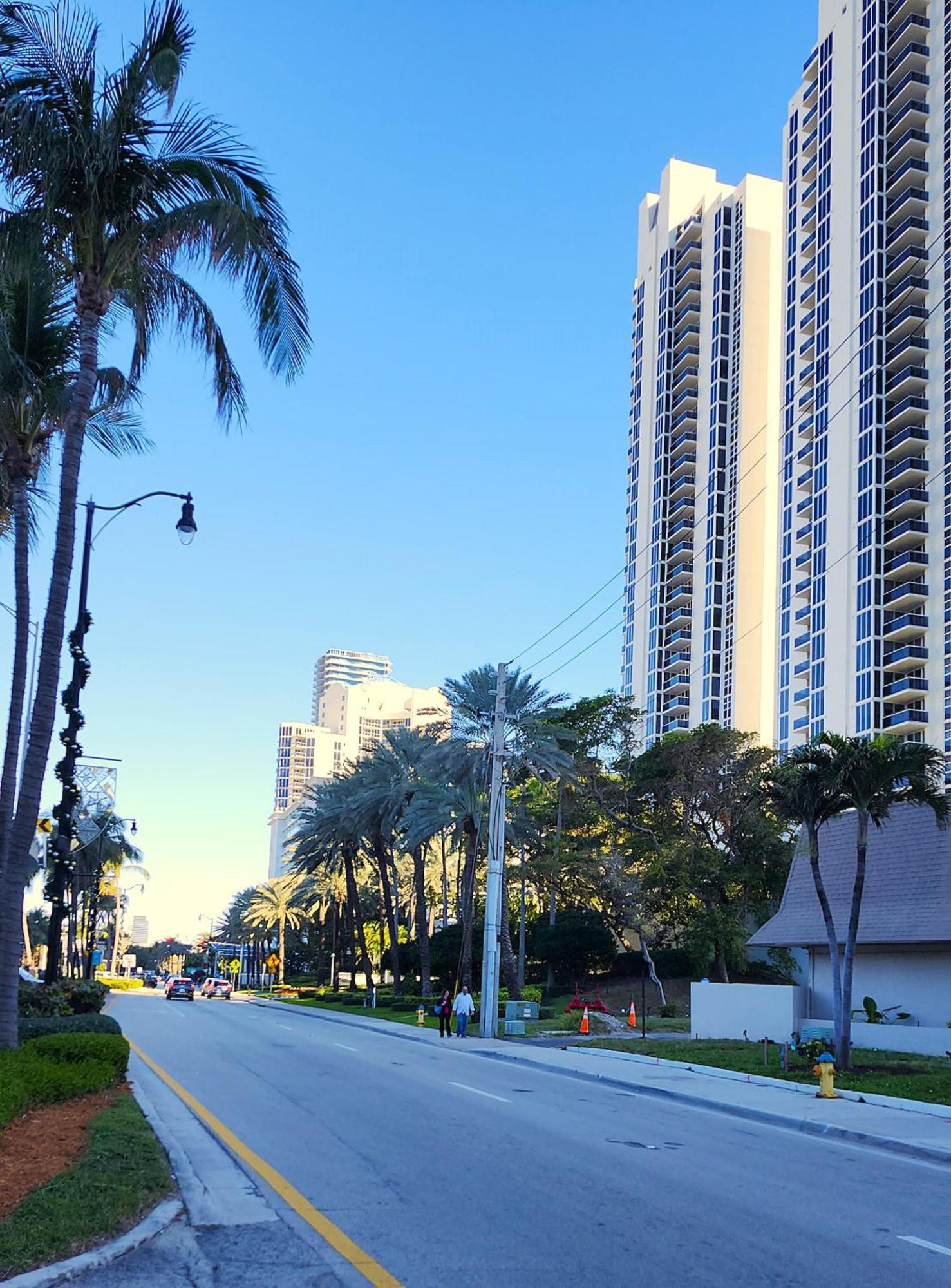 サニーアイルズビーチSunny Isles Free Parking Beachfrontアパートメント エクステリア 写真