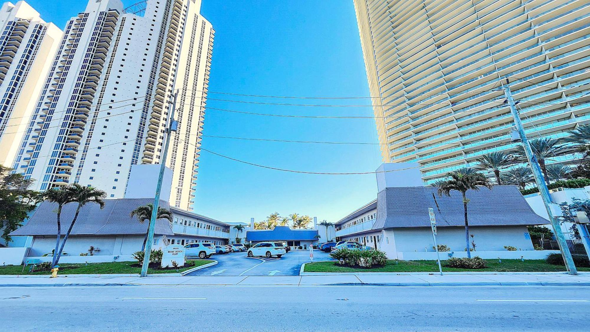 サニーアイルズビーチSunny Isles Free Parking Beachfrontアパートメント エクステリア 写真