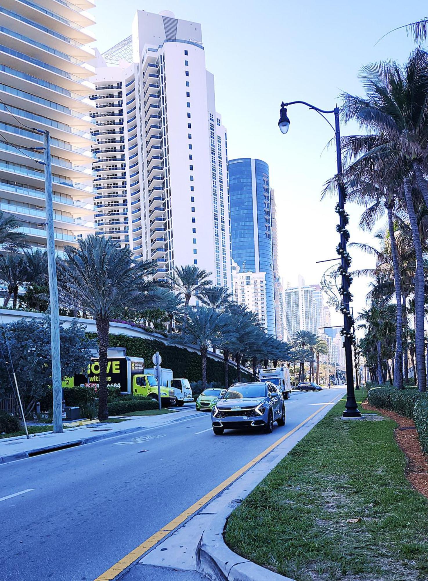 サニーアイルズビーチSunny Isles Free Parking Beachfrontアパートメント エクステリア 写真